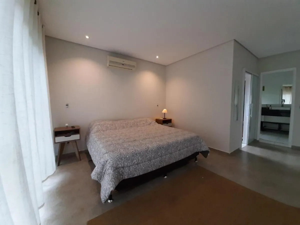Linda Casa Piscina Natureza Florianópolis 度假居